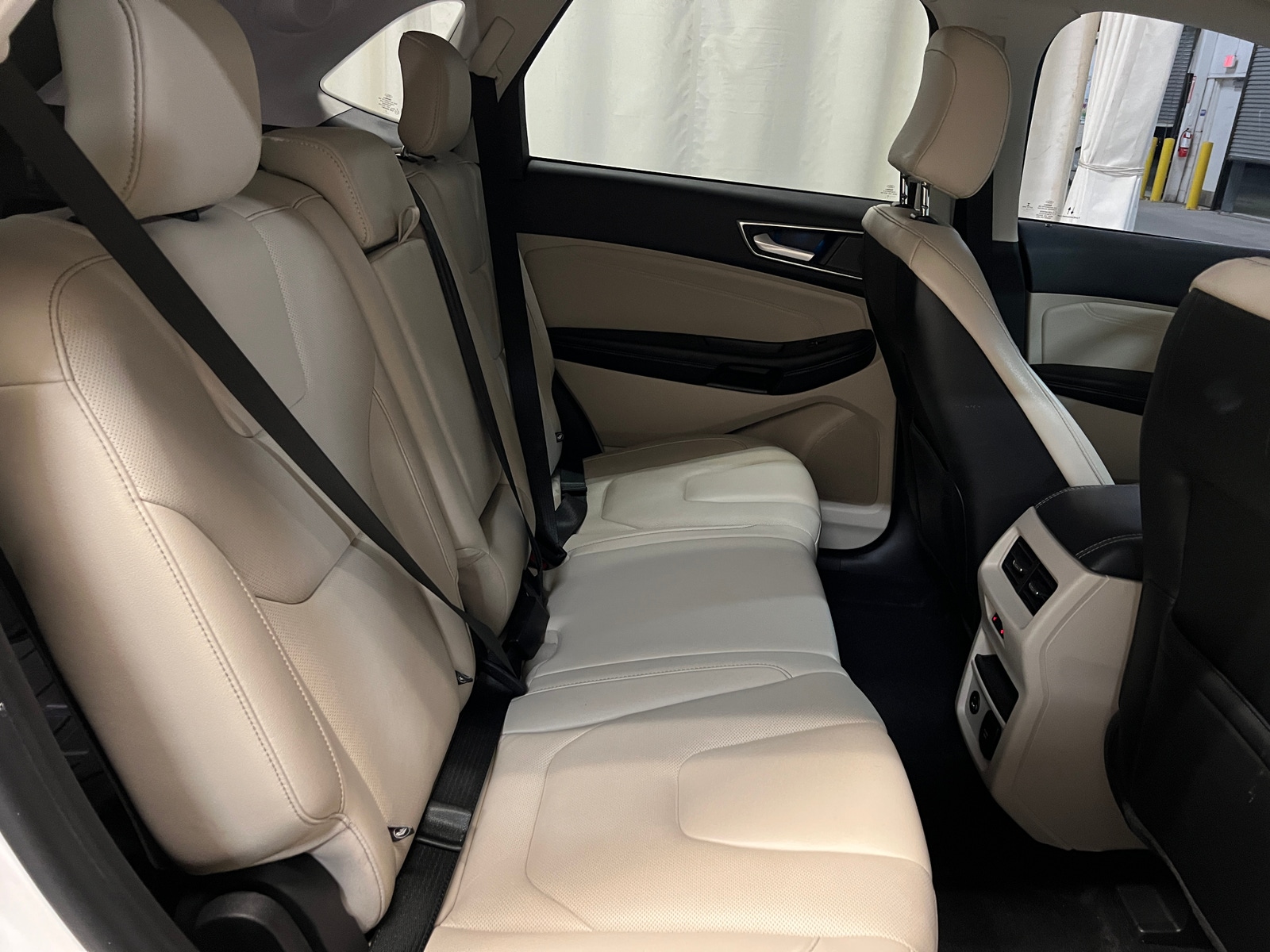 Thumbnail: 2022 Ford Edge - 5