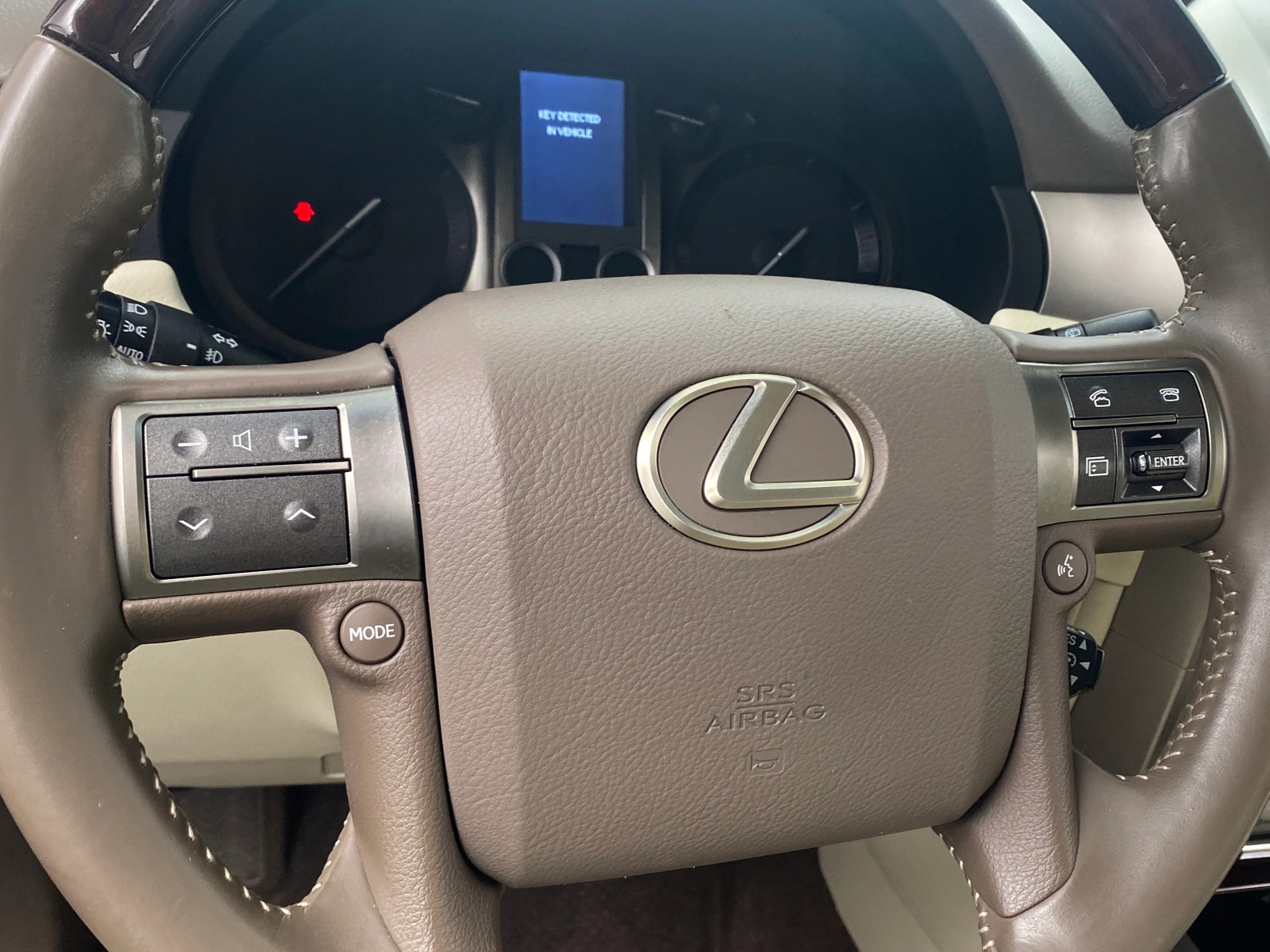 Thumbnail: 2017 Lexus GX - 5