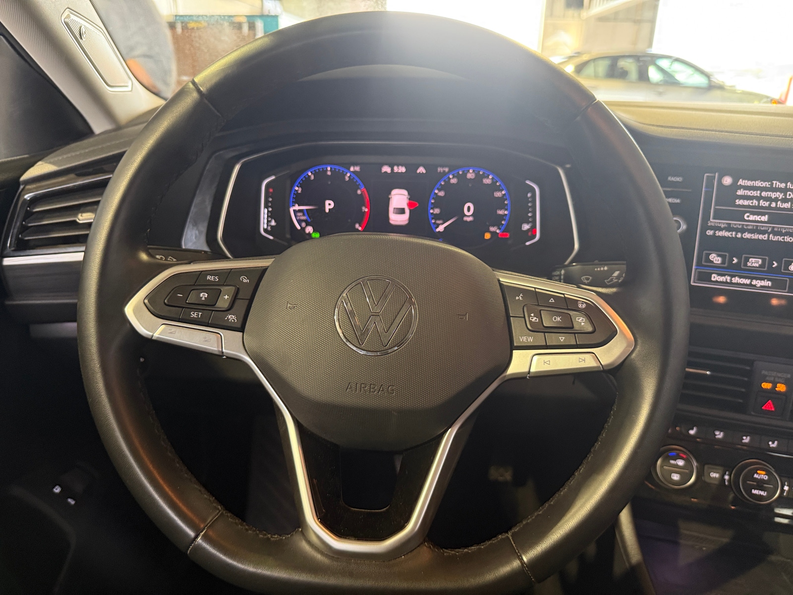 Thumbnail: 2023 Volkswagen Jetta - 4