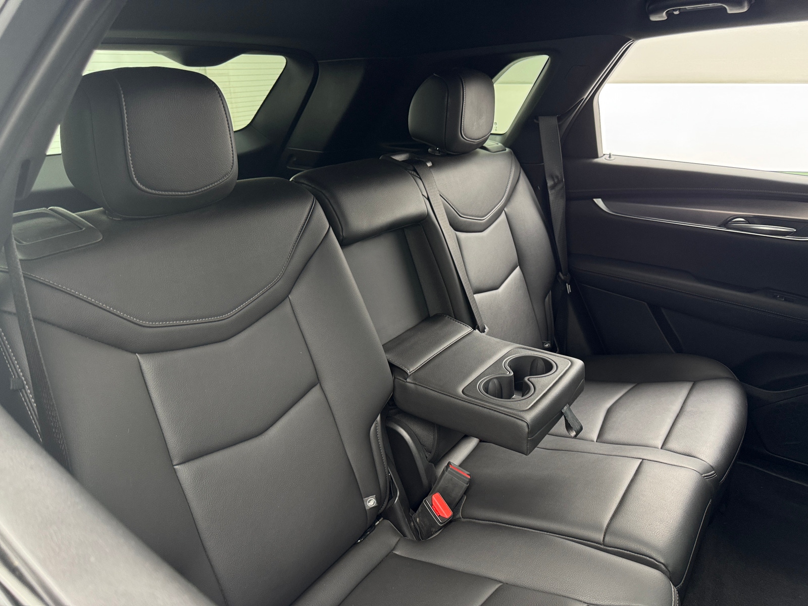 Thumbnail: 2020 Cadillac XT5 - 6