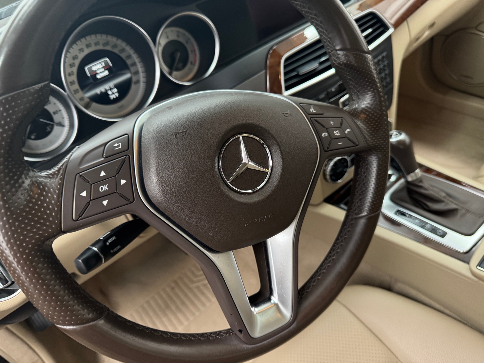 Thumbnail: 2013 Mercedes-Benz C-Class - 4
