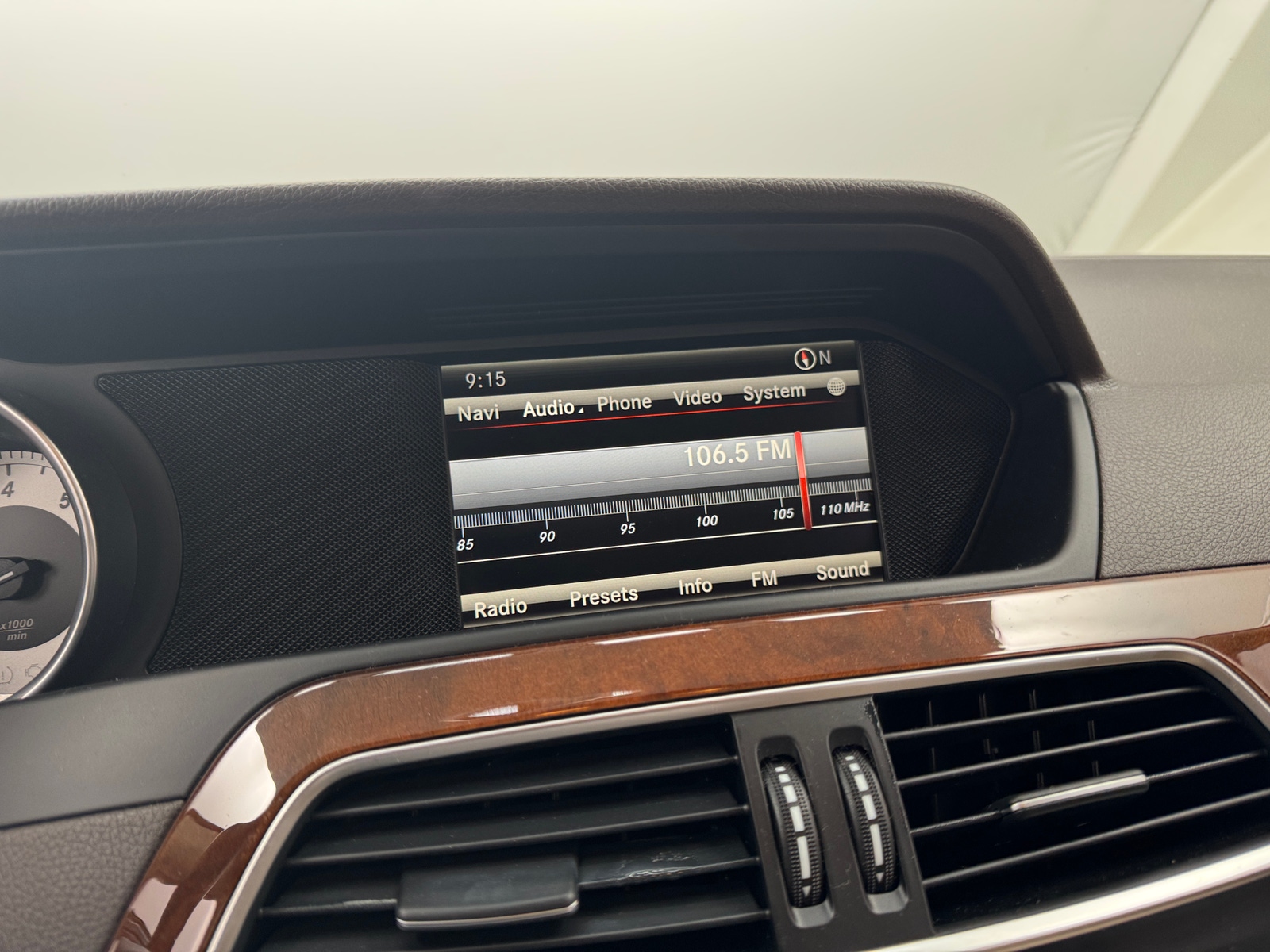 Thumbnail: 2013 Mercedes-Benz C-Class - 3