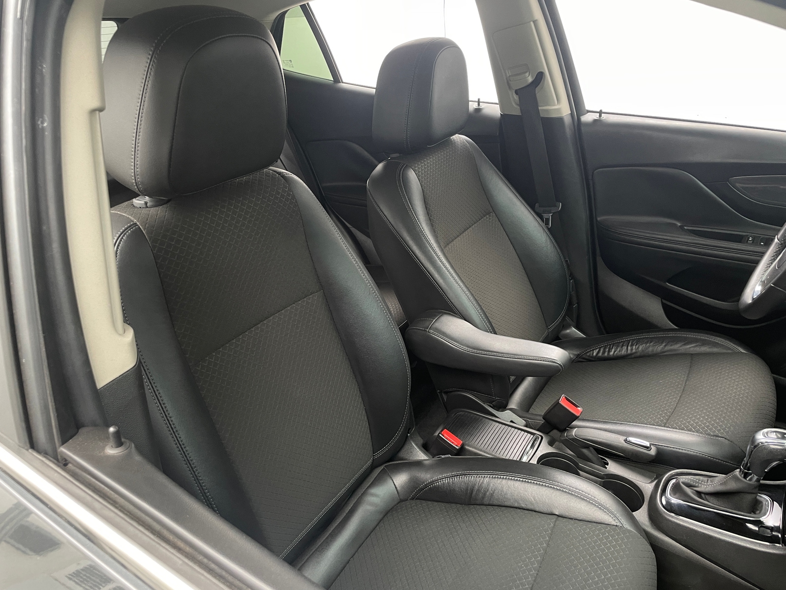 Thumbnail: 2017 Buick Encore - 2
