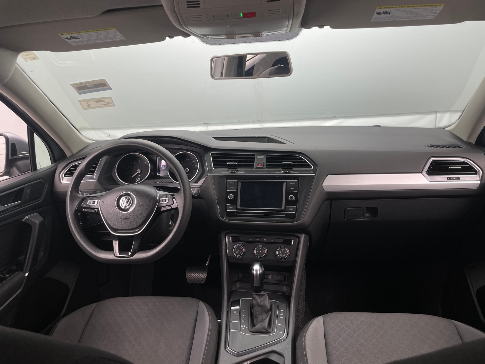 Thumbnail: 2020 Volkswagen Tiguan - 3