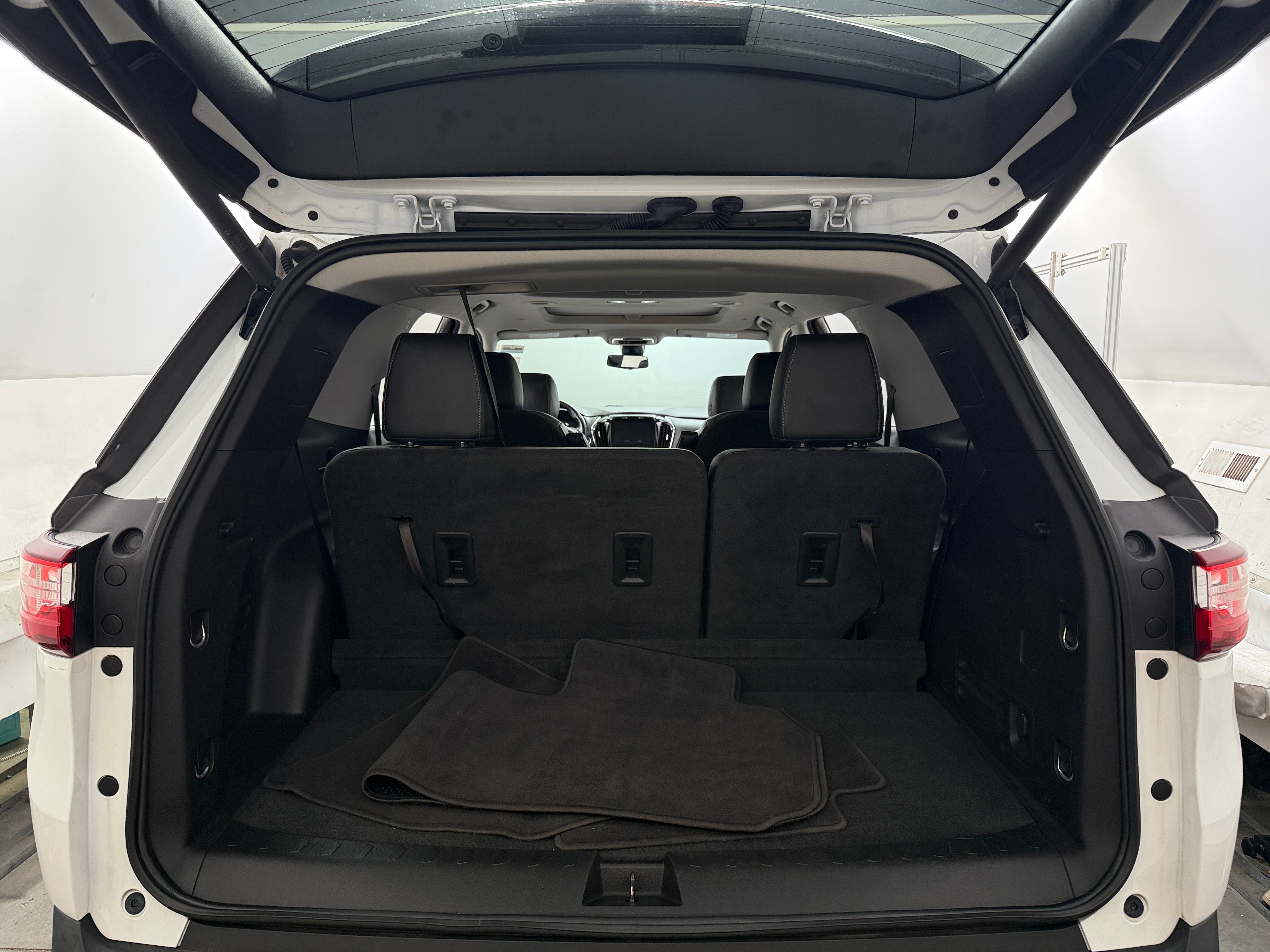 2019 Chevrolet Traverse 3LT - Photo 10