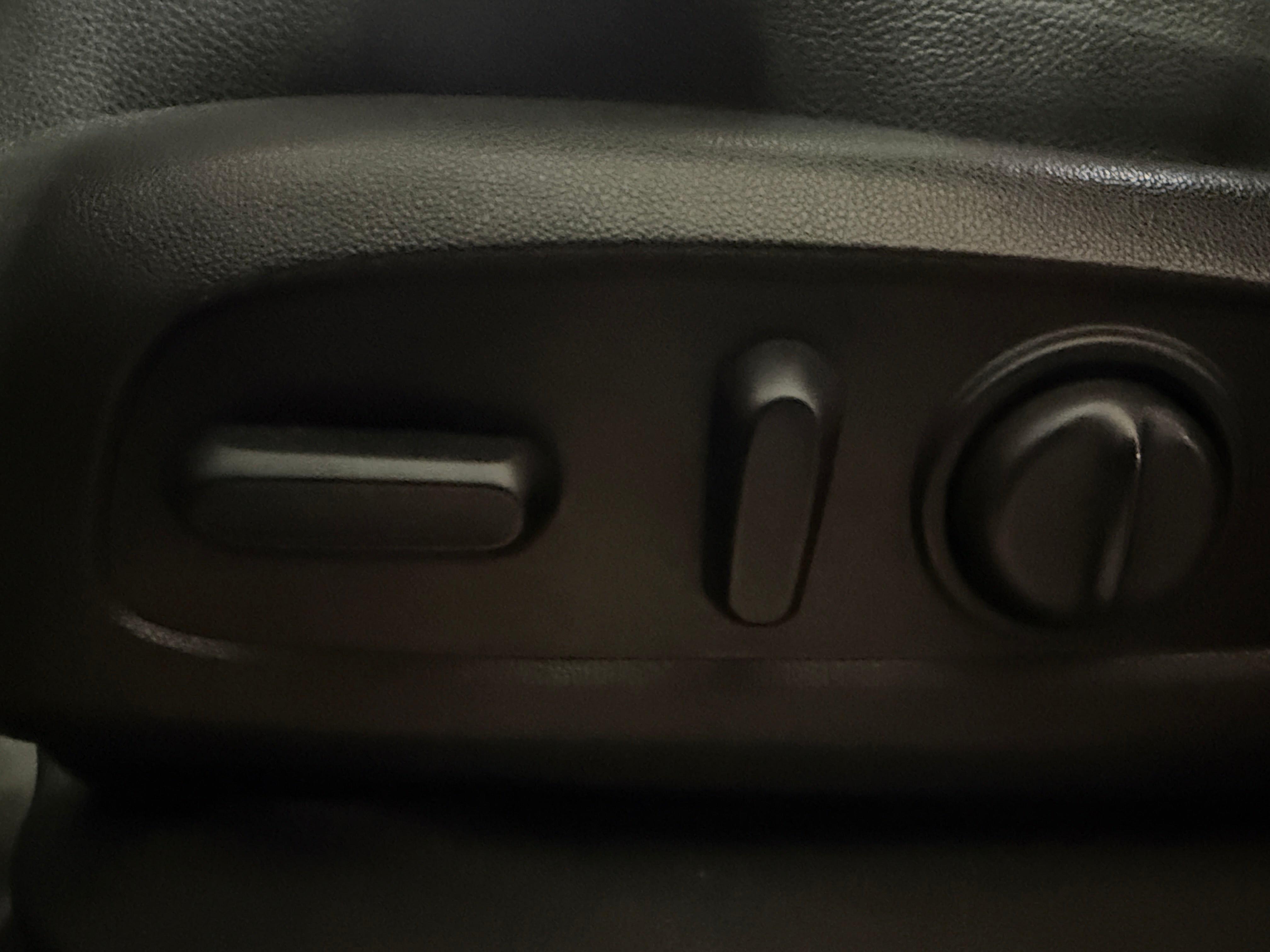 2019 Chevrolet Traverse 3LT - Photo 12
