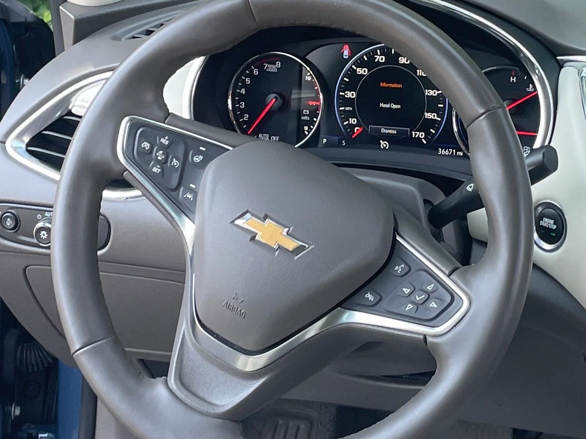 Thumbnail: 2024 Chevrolet Malibu - 4