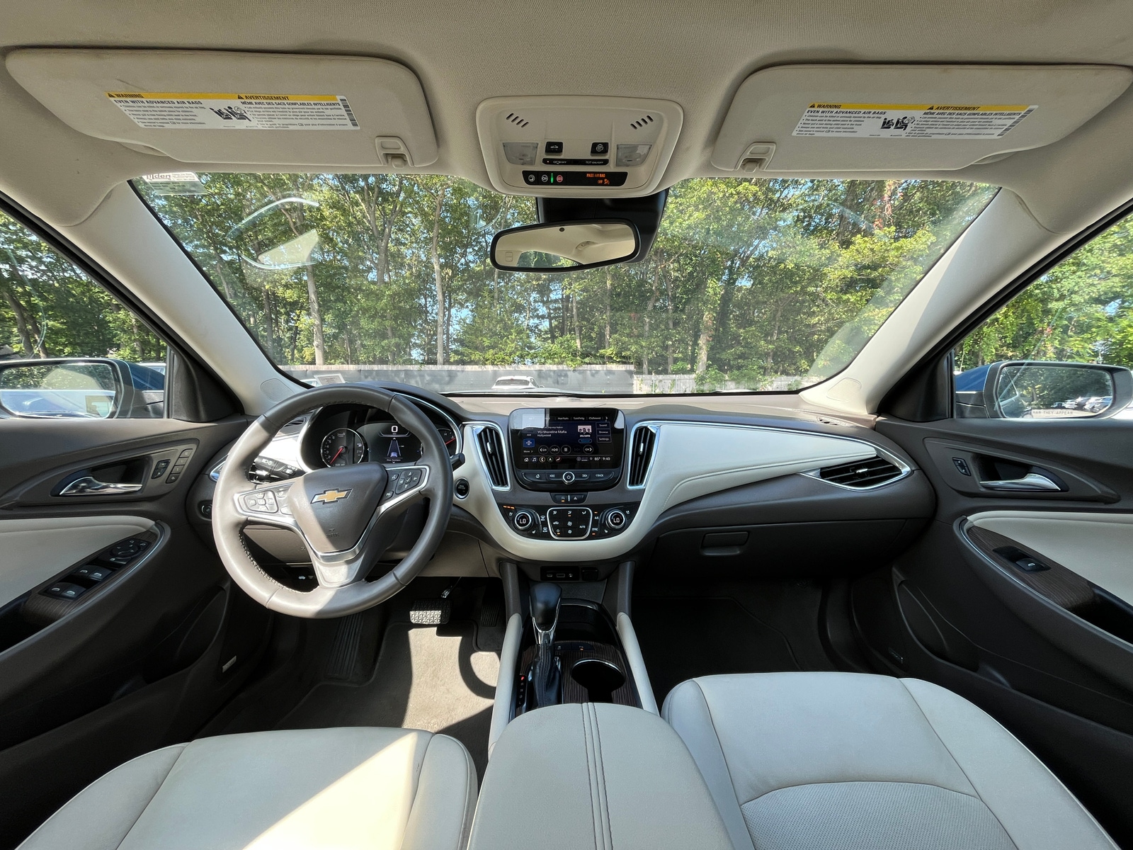 Thumbnail: 2024 Chevrolet Malibu - 3