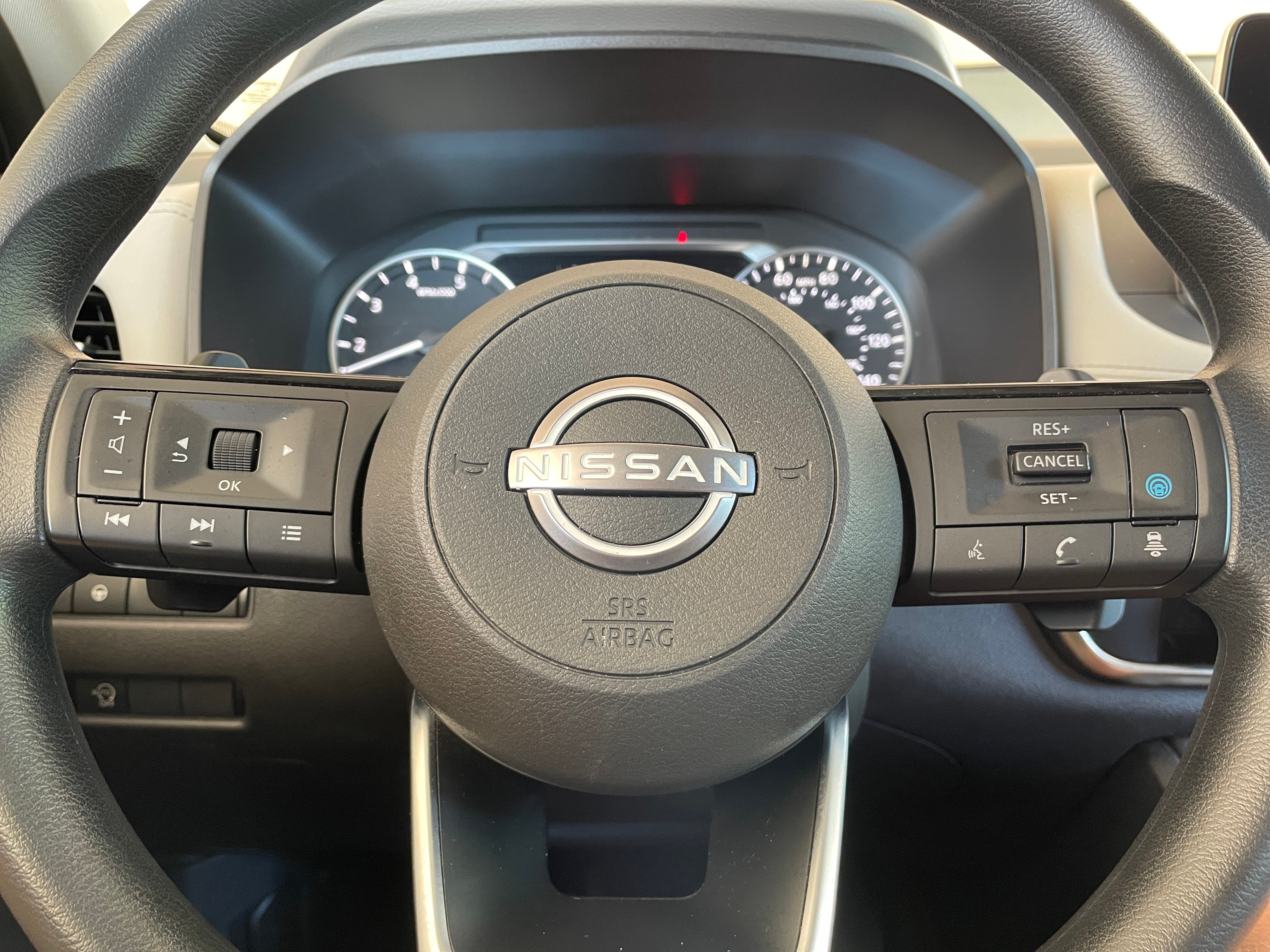 Thumbnail: 2023 Nissan Rogue - 5