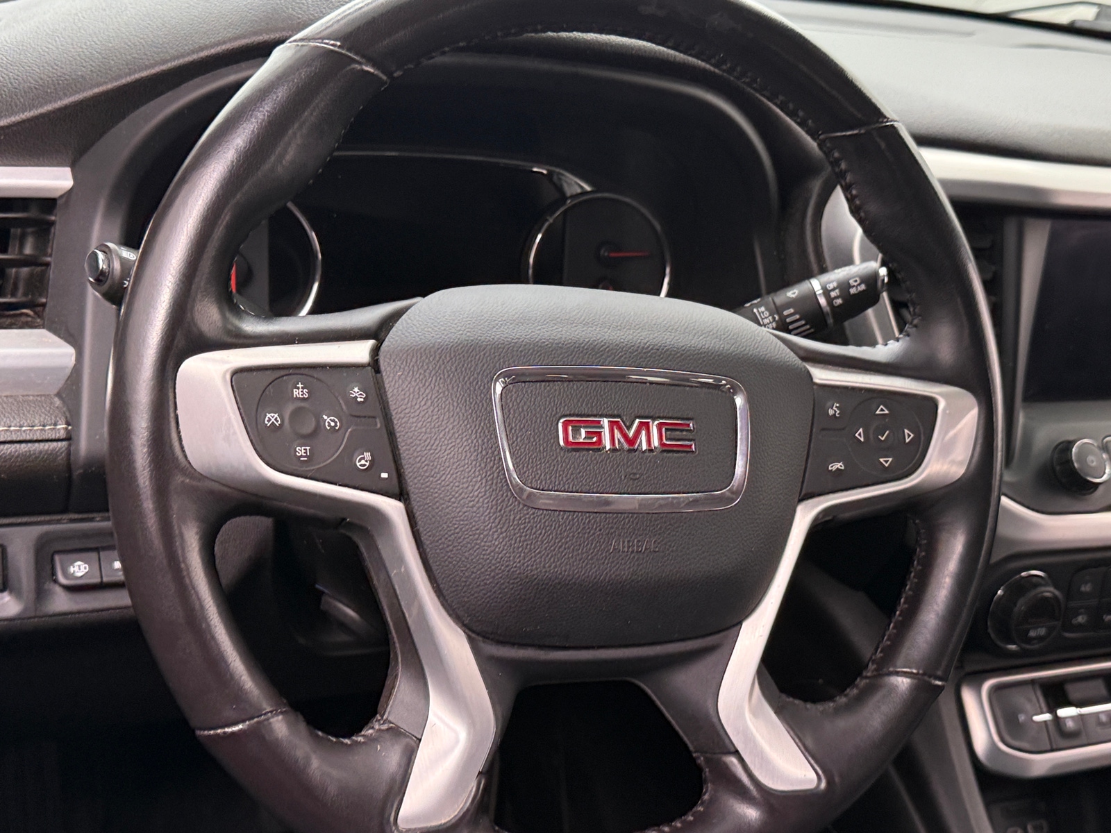 Thumbnail: 2021 GMC Acadia - 4