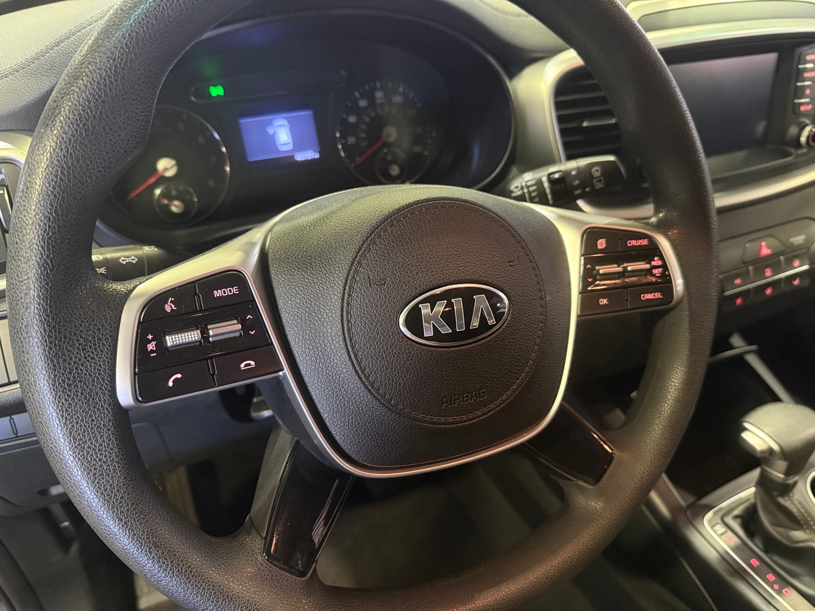 Thumbnail: 2020 Kia Sorento - 5