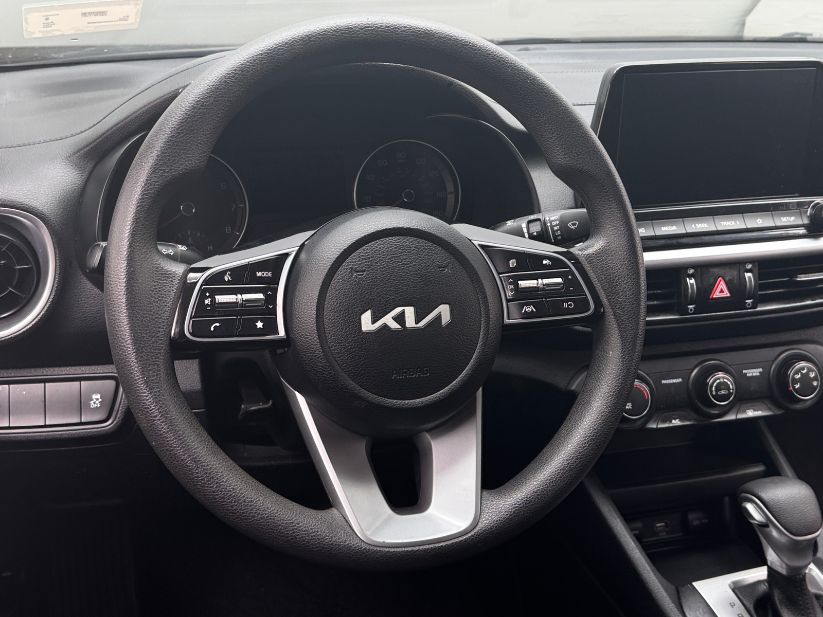 Thumbnail: 2023 Kia Forte - 5