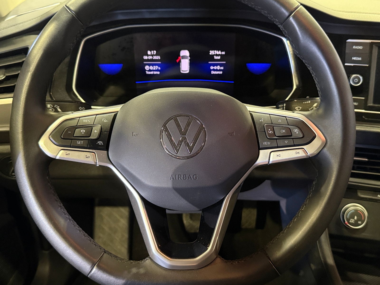 Thumbnail: 2024 Volkswagen Jetta - 5