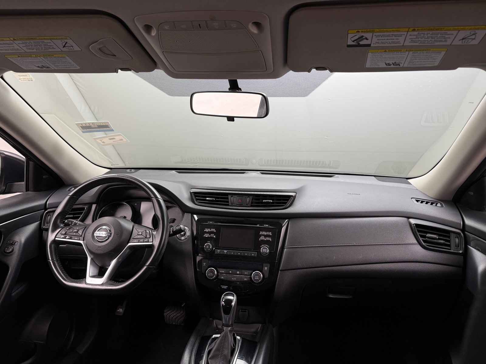 Thumbnail: 2017 Nissan Rogue - 3