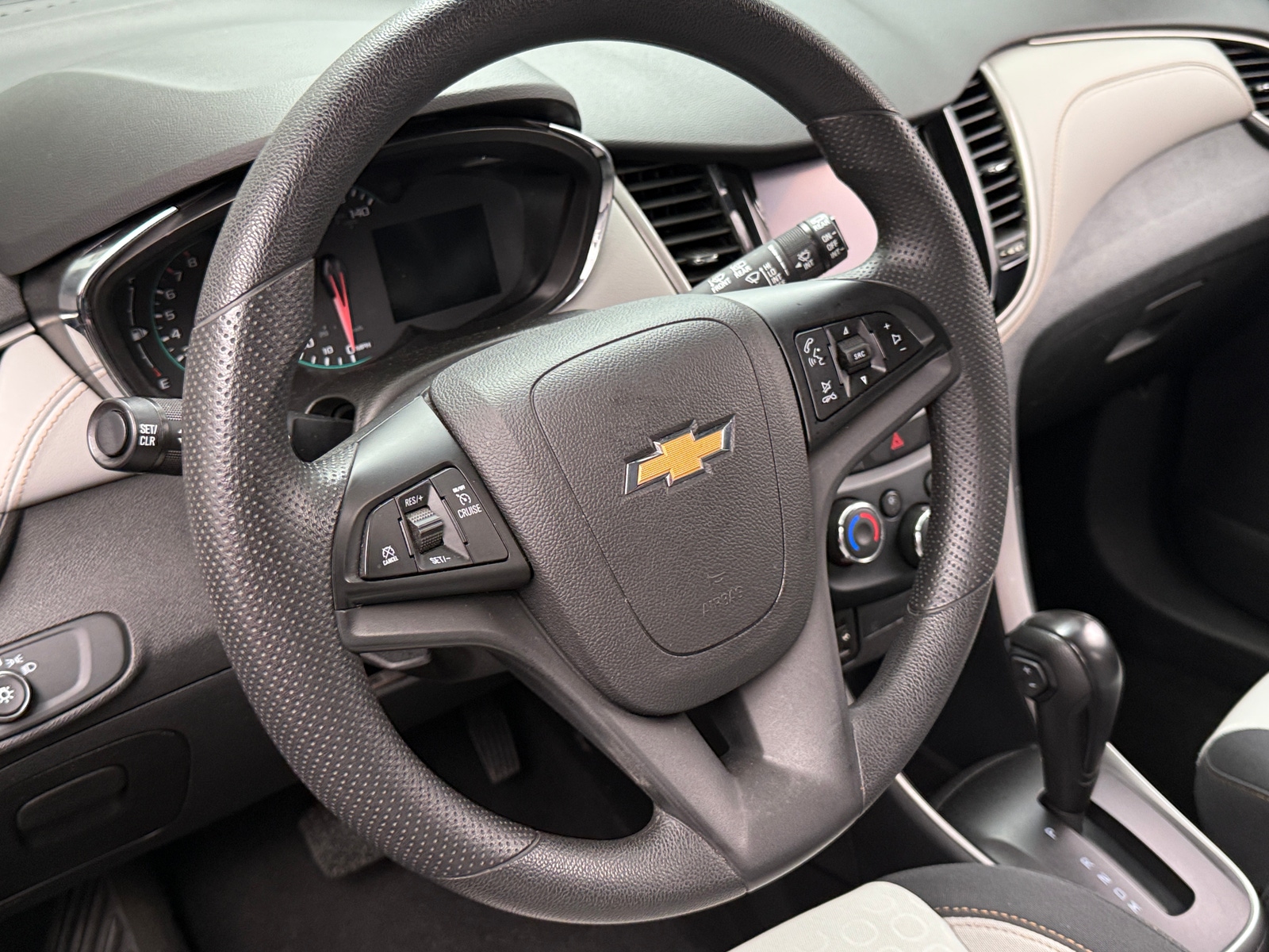 Thumbnail: 2020 Chevrolet Trax - 5