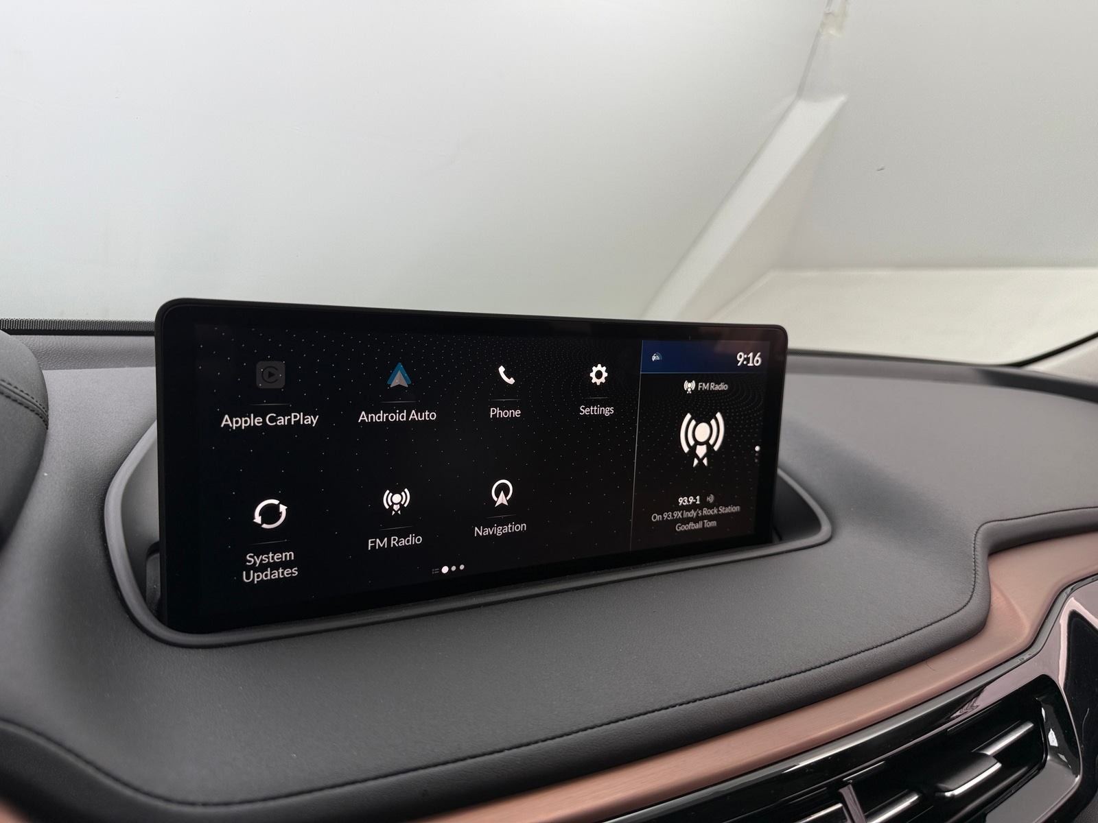 Thumbnail: 2022 Acura MDX - 3