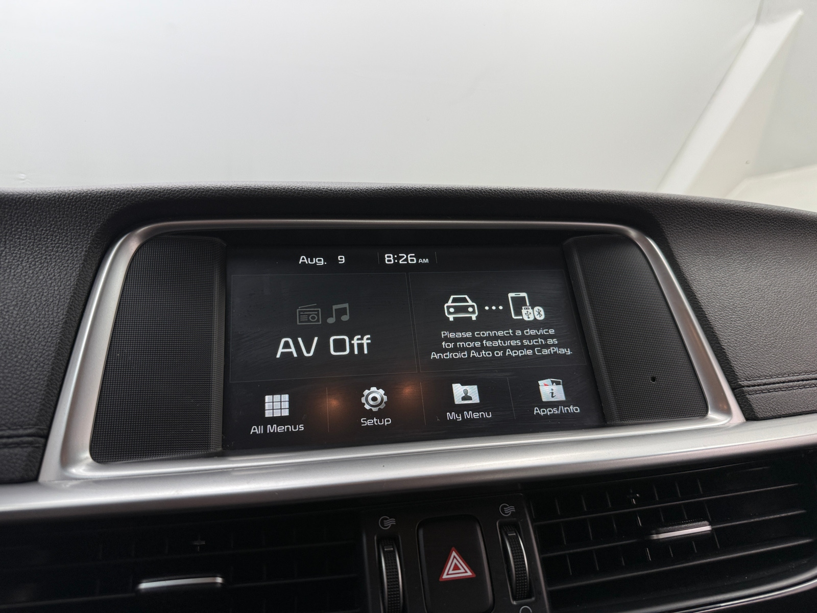 Thumbnail: 2020 Kia Optima - 4