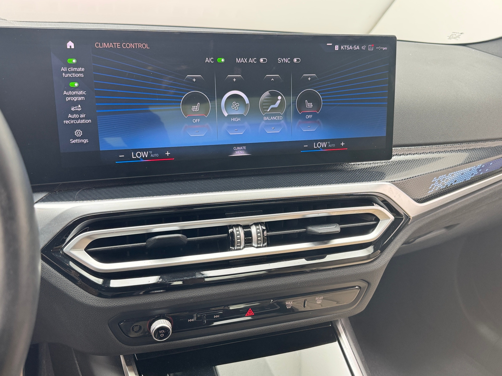 Thumbnail: 2023 BMW 2 Series - 2