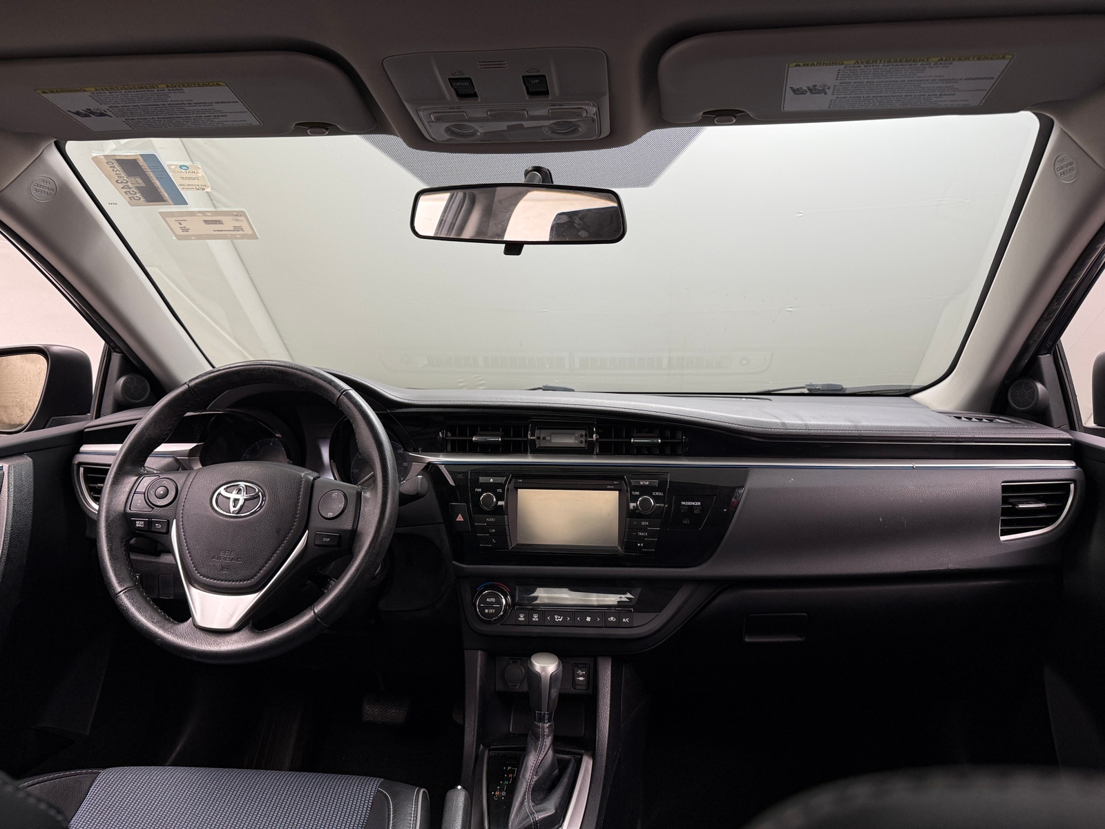 Thumbnail: 2015 Toyota Corolla - 3
