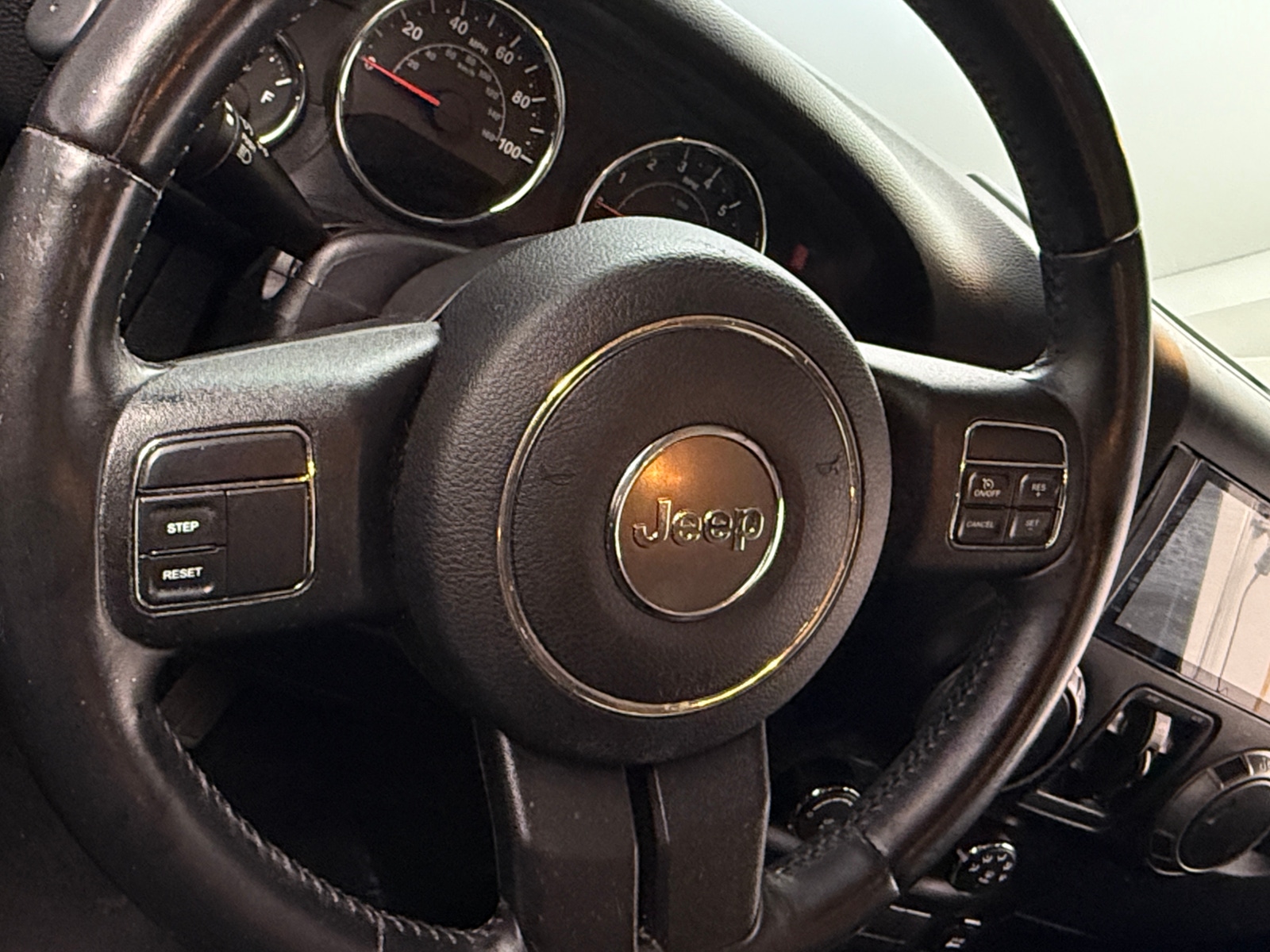 Thumbnail: 2015 Jeep Wrangler - 5