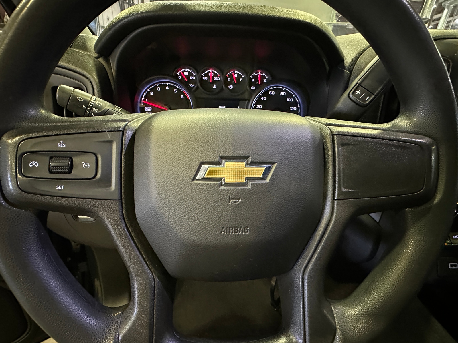 Thumbnail: 2020 Chevrolet Silverado 1500 - 5