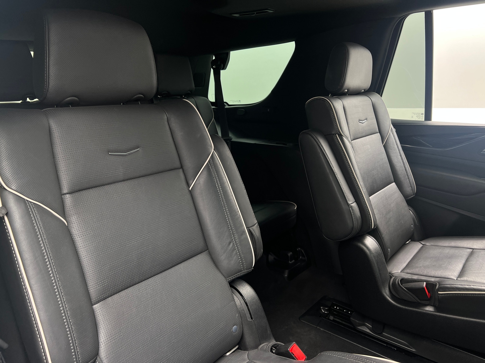 Thumbnail: 2021 Cadillac Escalade - 5