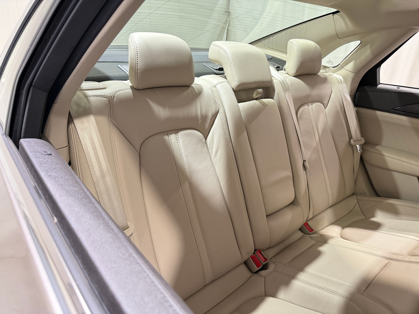 Thumbnail: 2020 Lincoln MKZ - 5