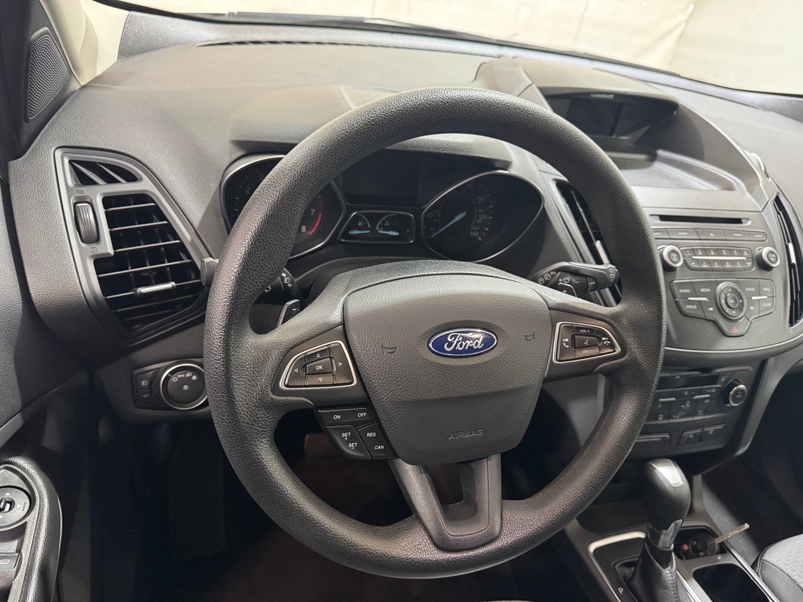 Thumbnail: 2017 Ford Escape - 5