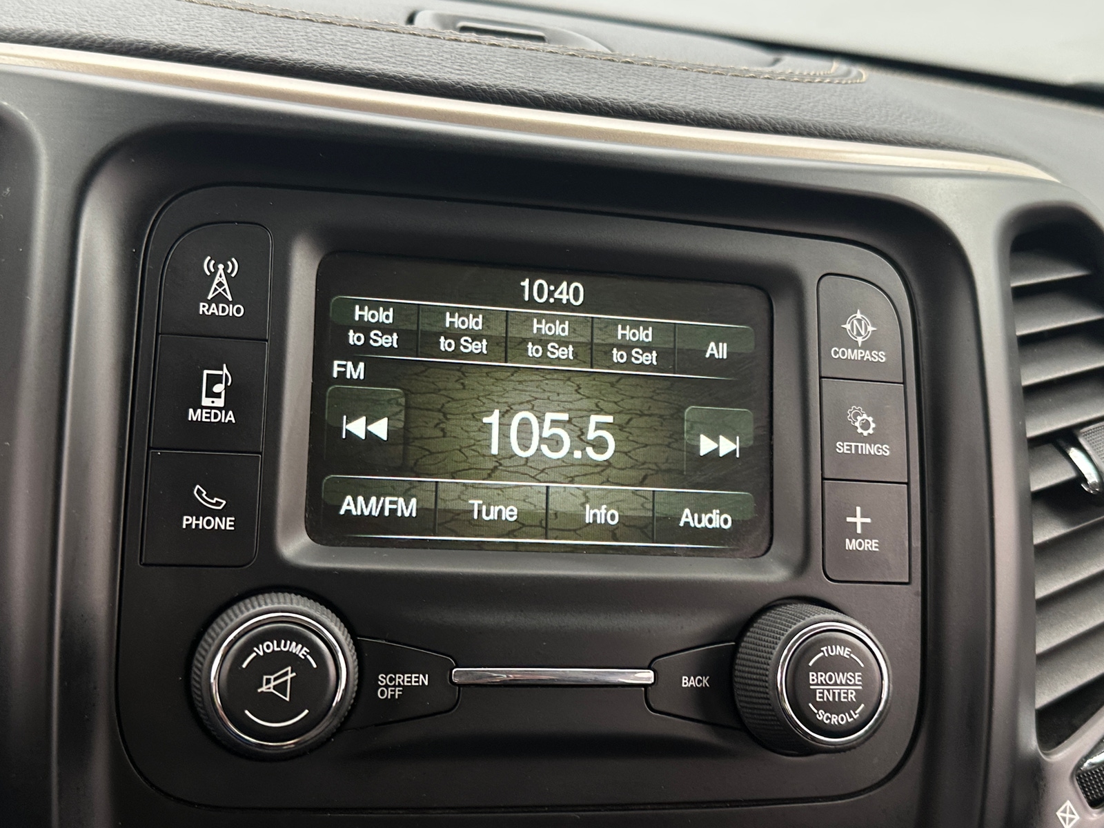 Thumbnail: 2016 Jeep Cherokee - 4