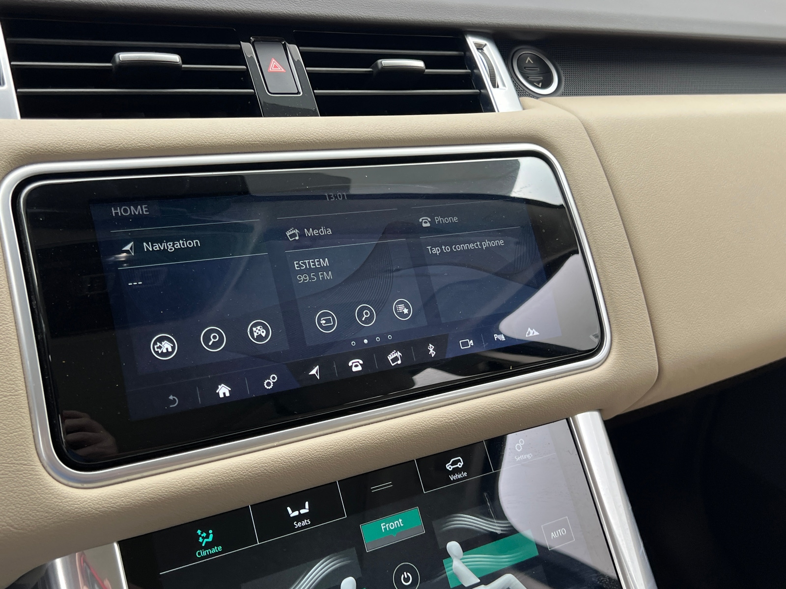 Thumbnail: 2019 Land Rover Range Rover Sport - 3