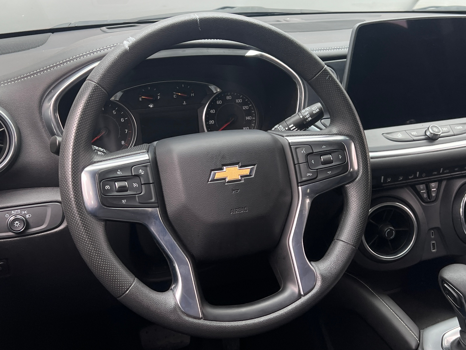 Thumbnail: 2023 Chevrolet Blazer - 5