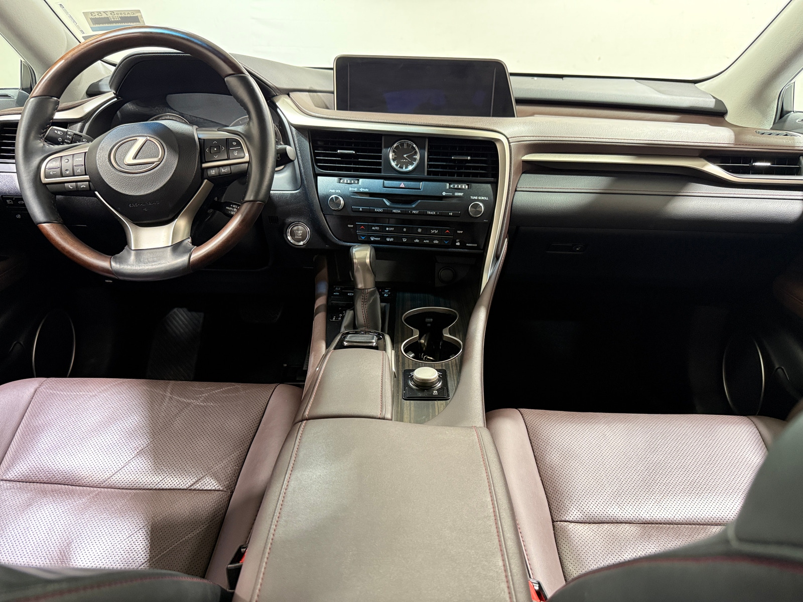 Thumbnail: 2017 Lexus RX - 3