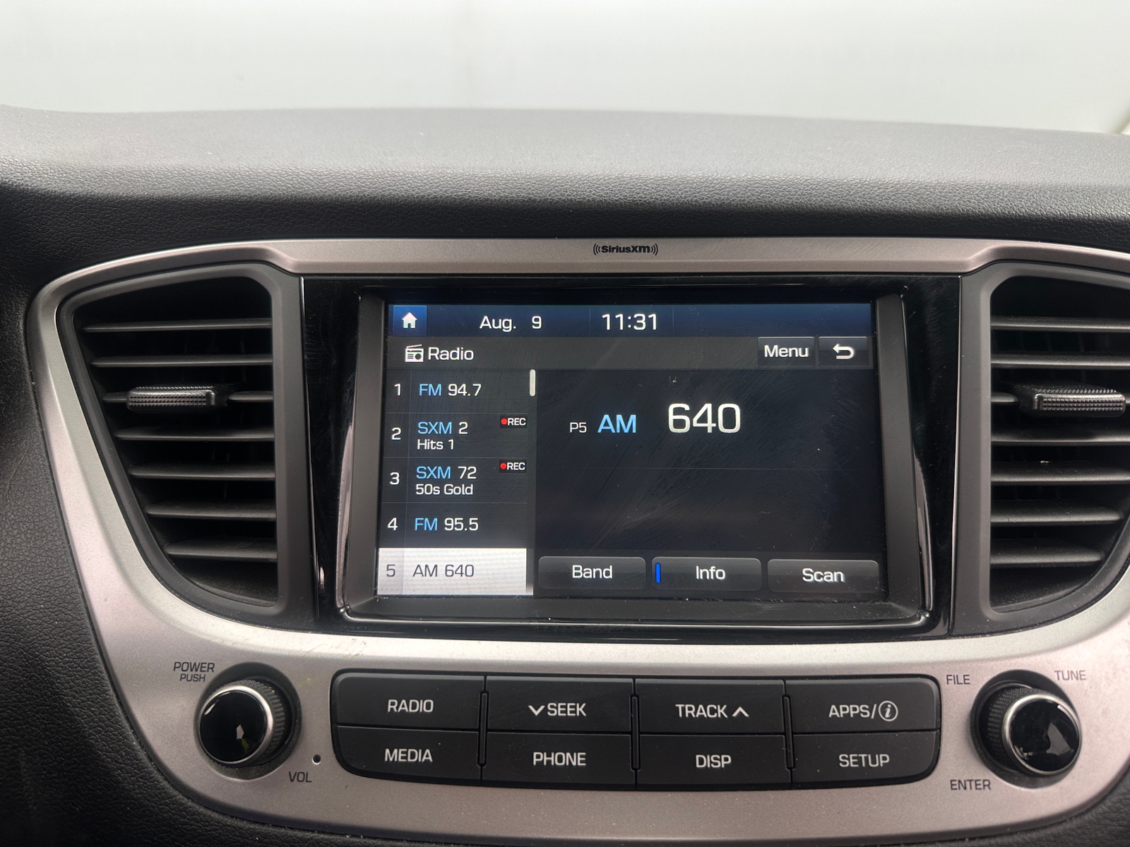 Thumbnail: 2020 Hyundai Accent - 4