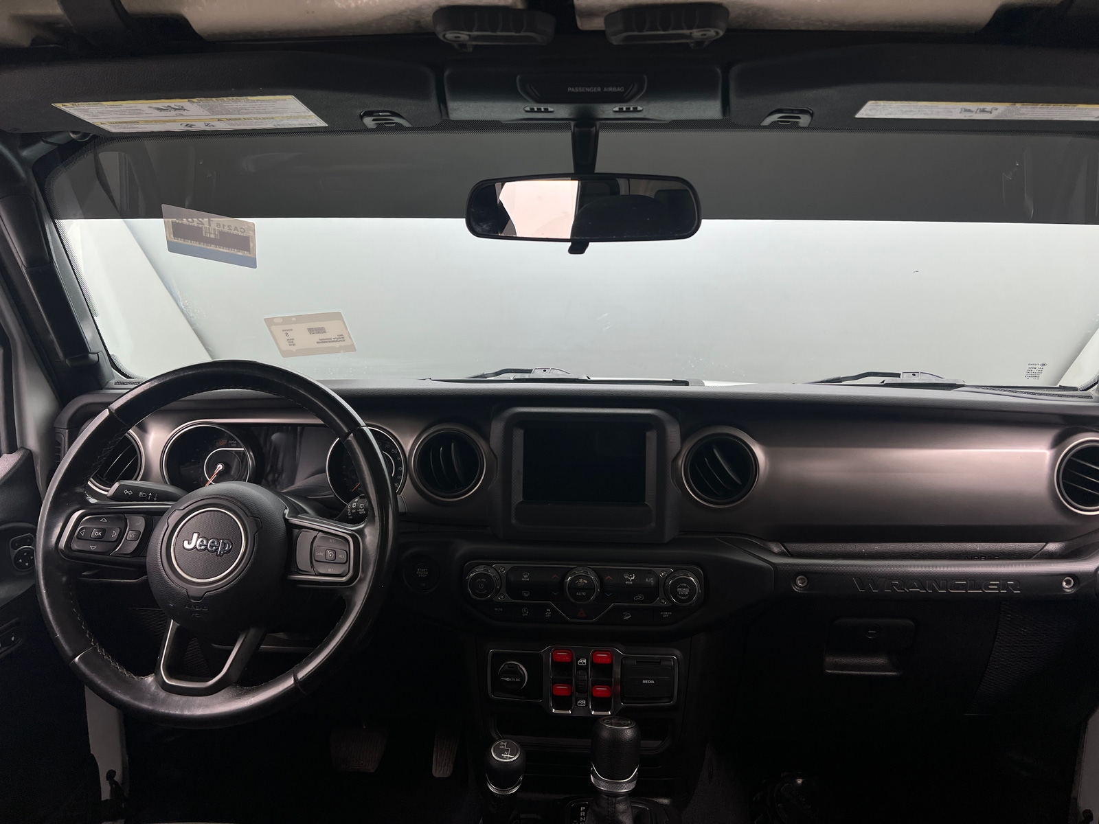 Thumbnail: 2019 Jeep Wrangler - 3
