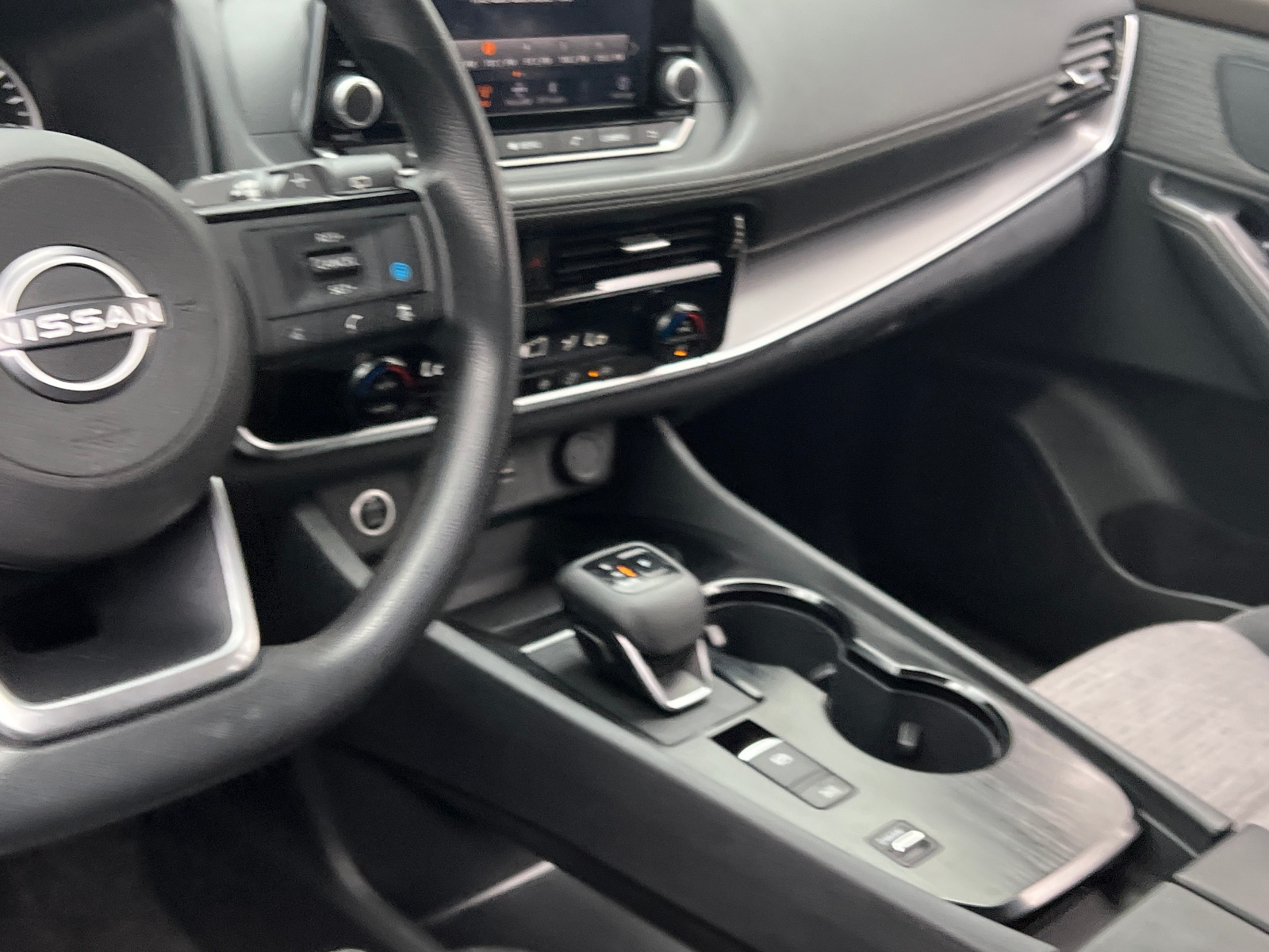 Thumbnail: 2023 Nissan Rogue - 5