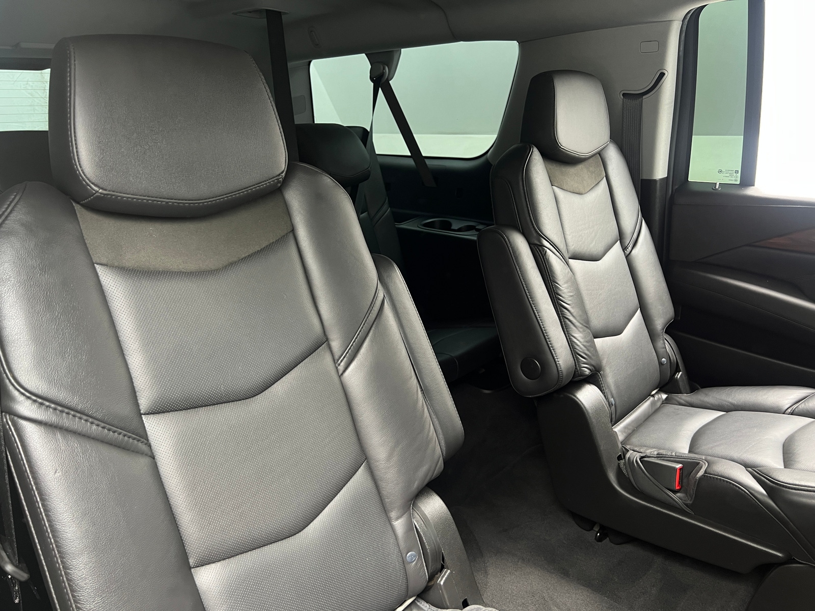 Thumbnail: 2018 Cadillac Escalade - 5