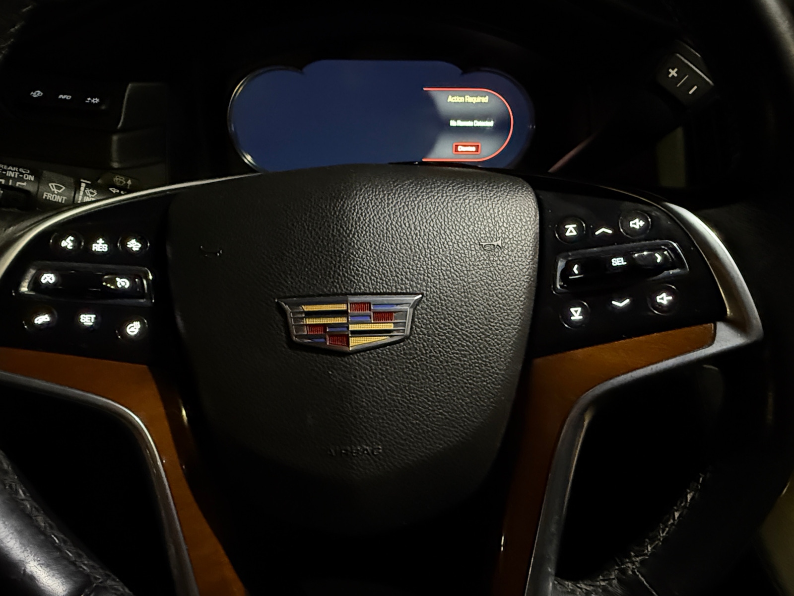 Thumbnail: 2018 Cadillac Escalade - 4