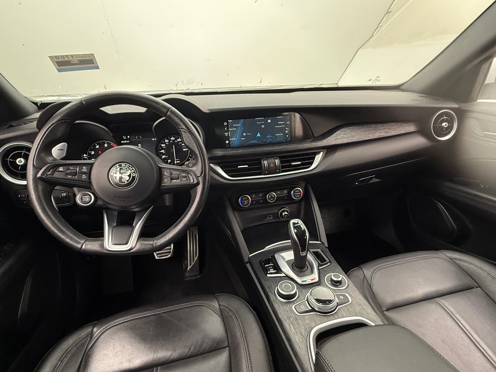 Thumbnail: 2022 Alfa Romeo Stelvio - 2