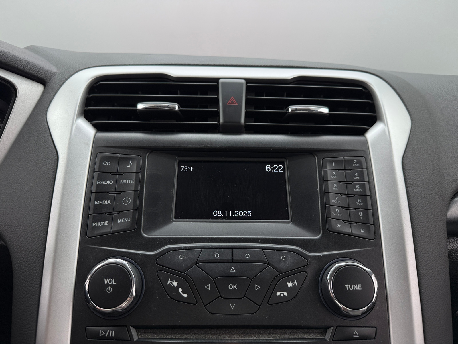 Thumbnail: 2014 Ford Fusion - 4