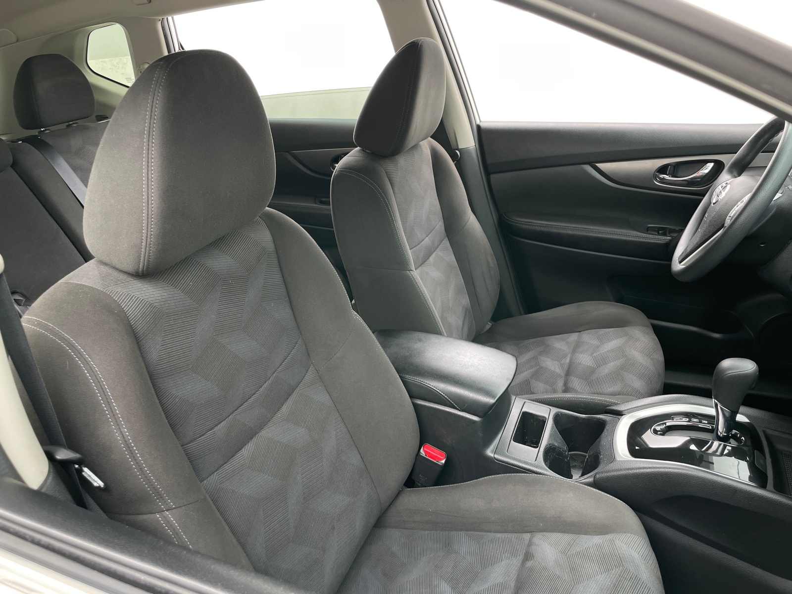 Thumbnail: 2015 Nissan Rogue - 2