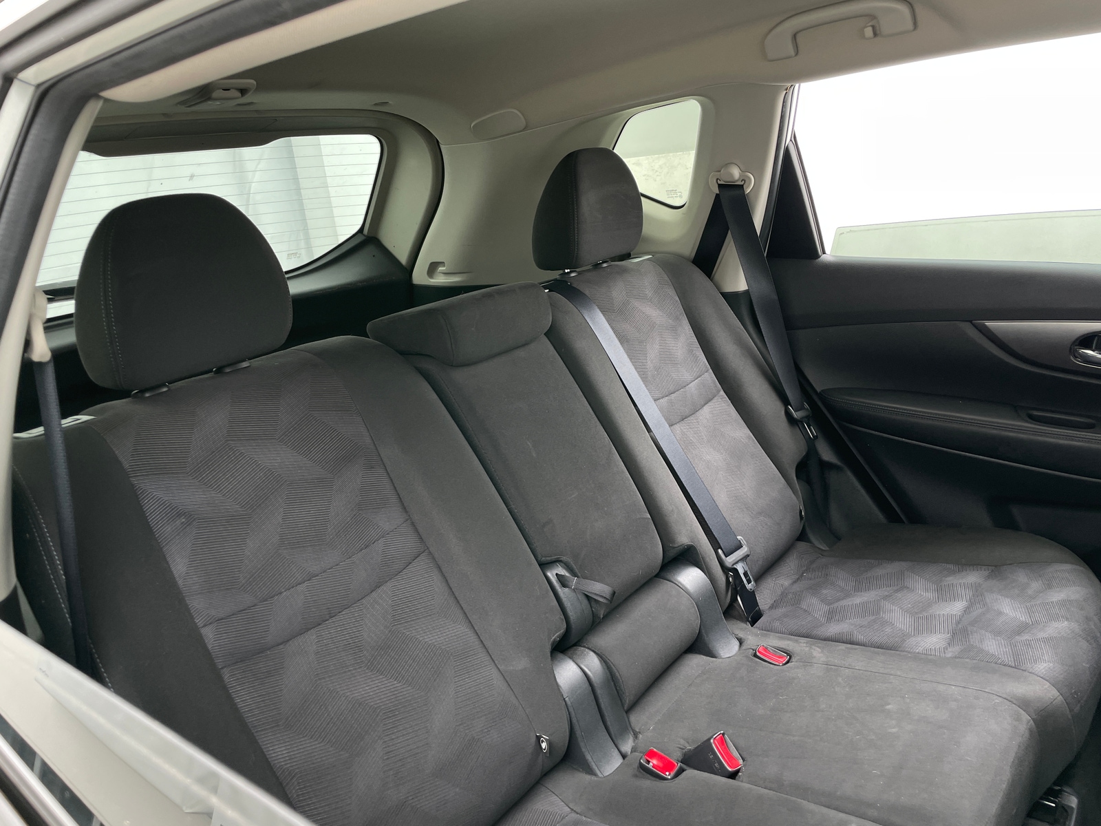 Thumbnail: 2015 Nissan Rogue - 6