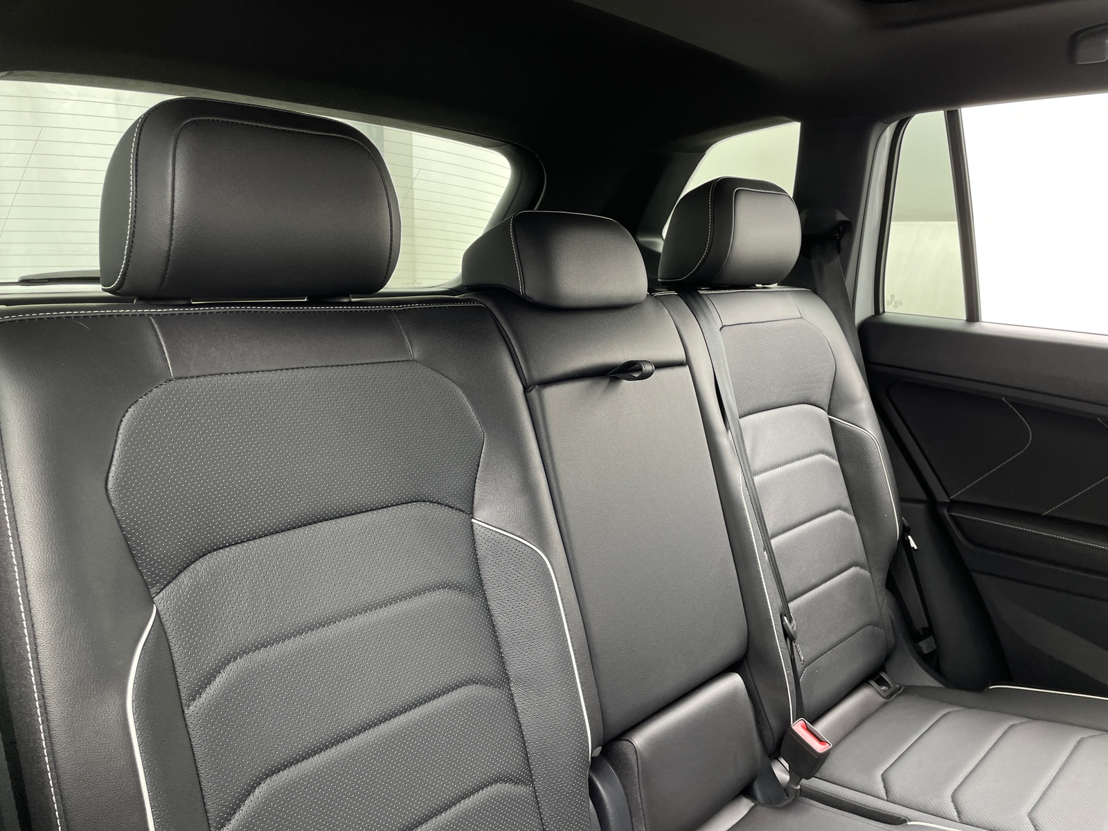 Thumbnail: 2024 Volkswagen Tiguan - 5