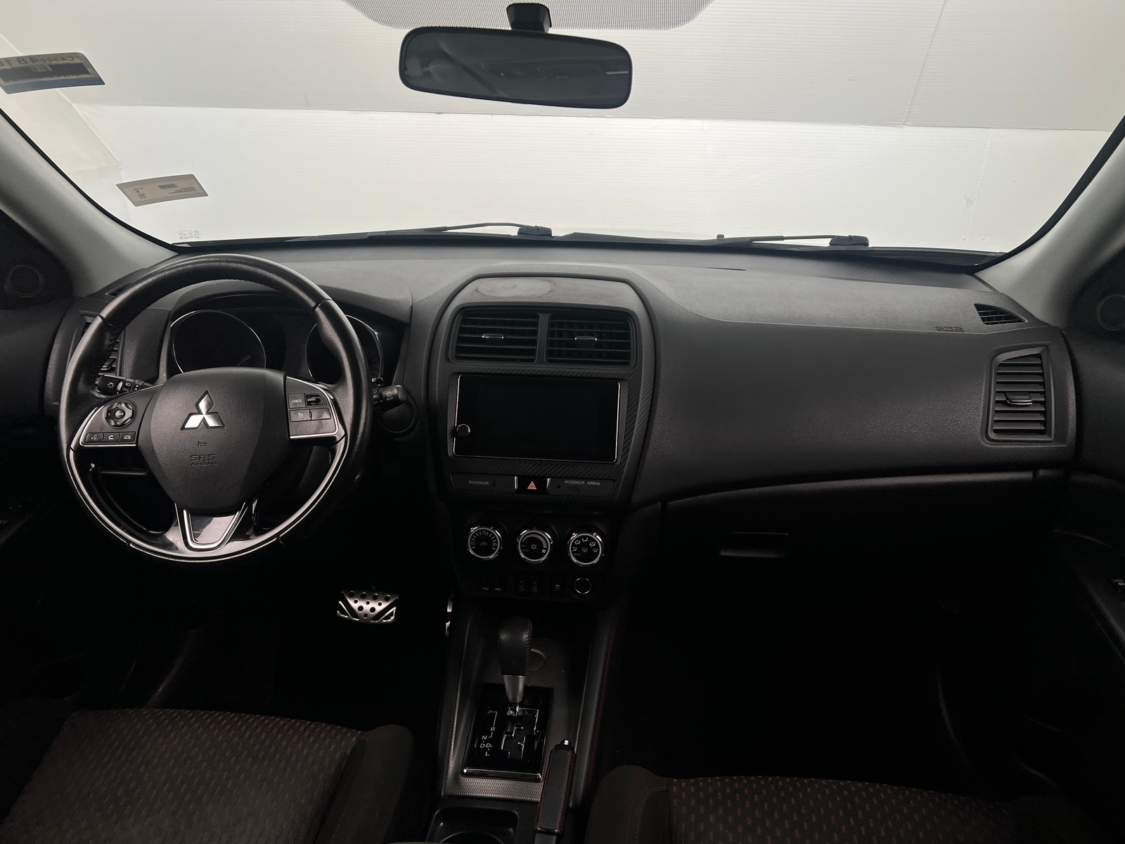 Thumbnail: 2019 Mitsubishi Outlander Sport - 3