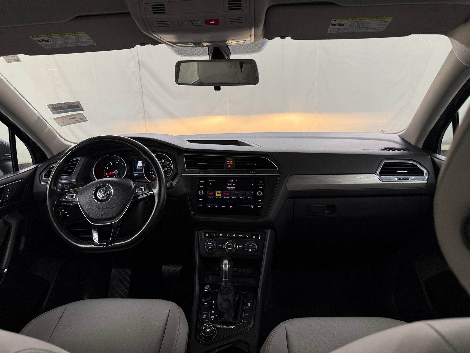 Thumbnail: 2018 Volkswagen Tiguan - 2