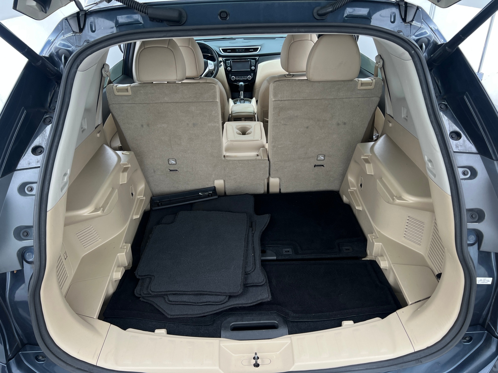 Thumbnail: 2016 Nissan Rogue - 6