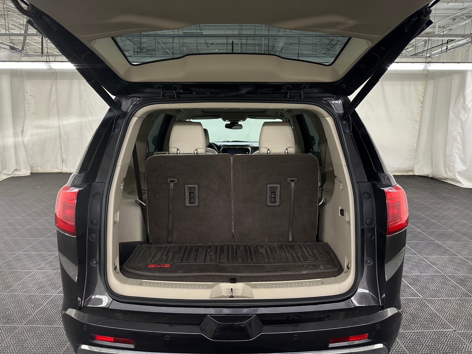 Thumbnail: 2019 GMC Acadia - 6