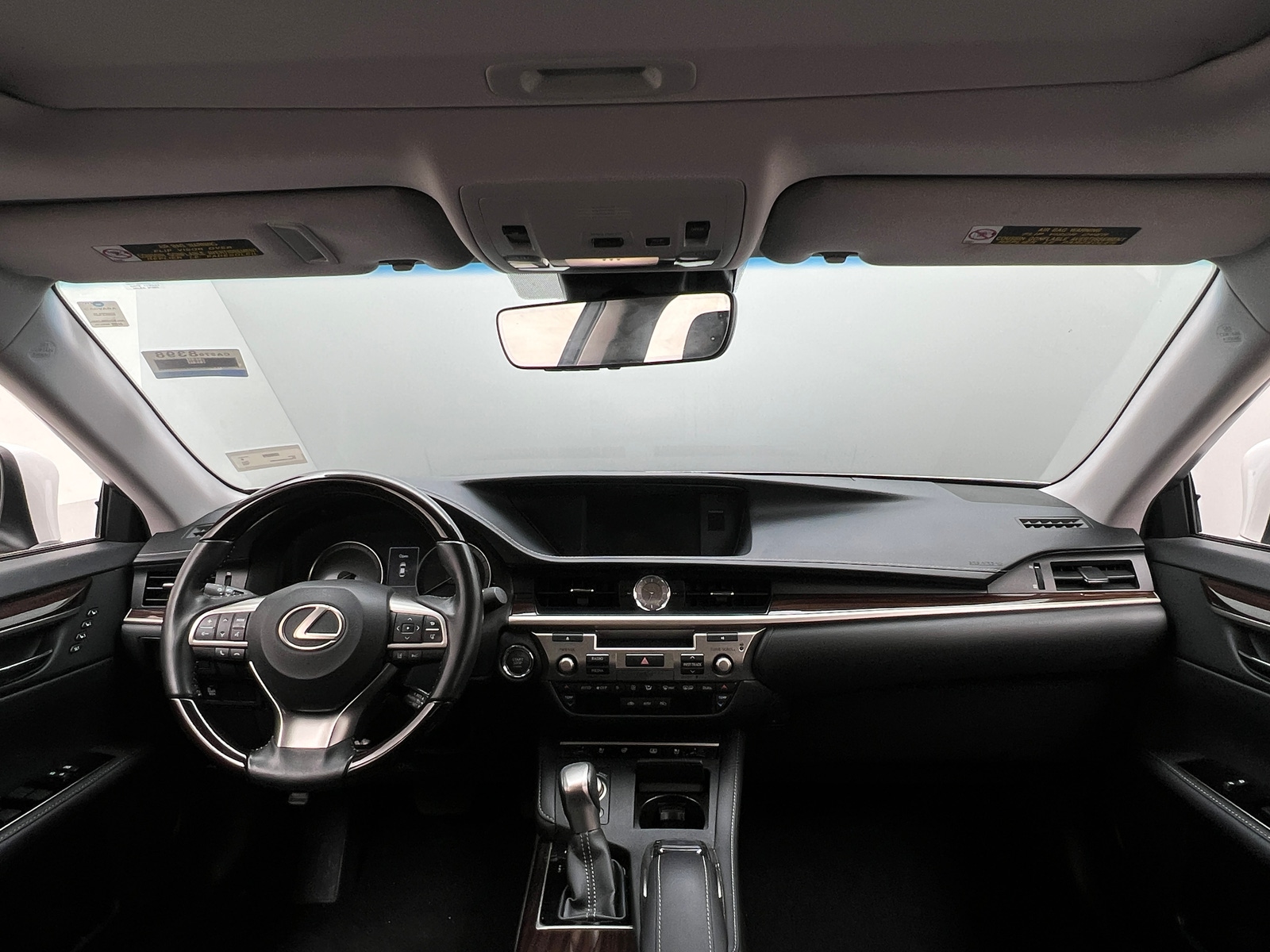 Thumbnail: 2016 Lexus ES - 2