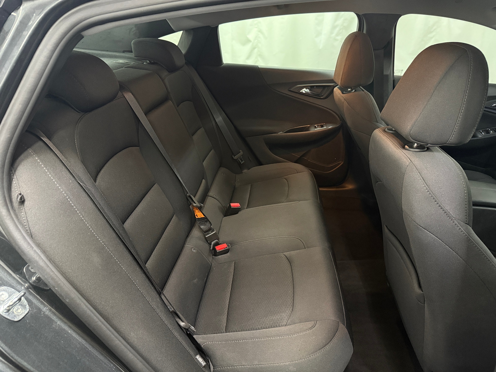 Thumbnail: 2016 Chevrolet Malibu - 6