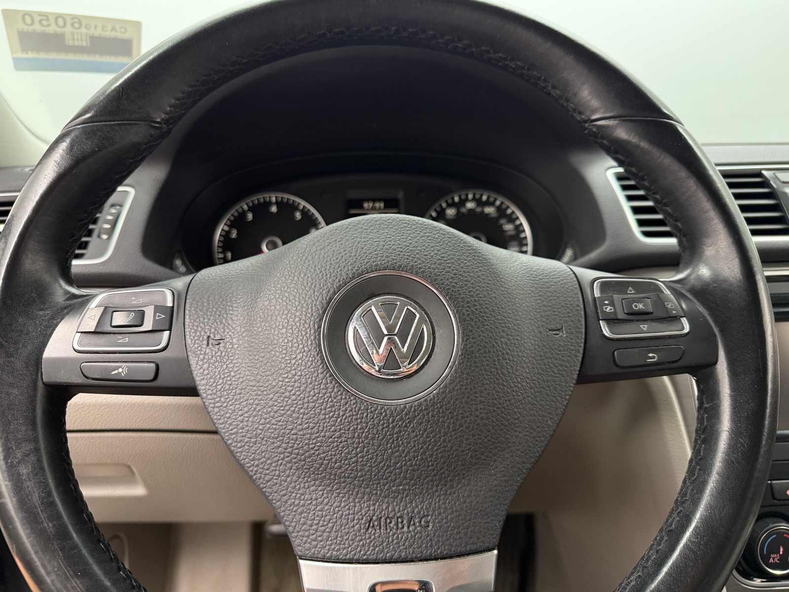 Thumbnail: 2015 Volkswagen Passat - 4