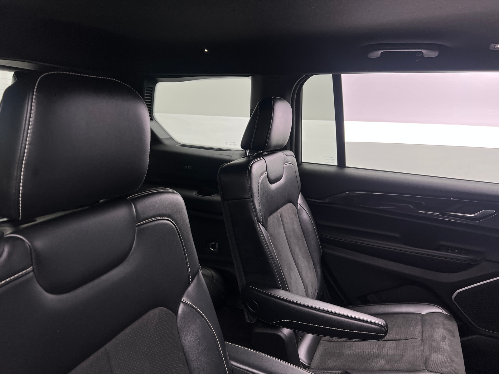 Thumbnail: 2021 Jeep Grand Cherokee L - 5